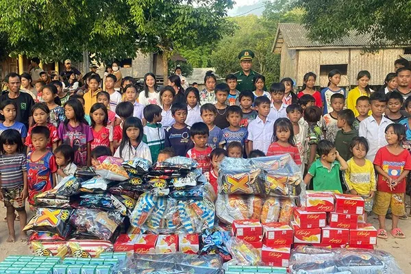 Hình ảnh phần mềm kiểm soát của phụ huynh trên màn hình máy tính.