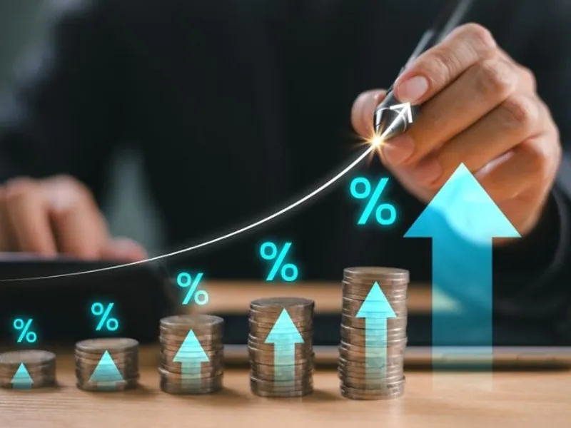 Người chơi tập trung cao độ và kiên nhẫn chờ đợi cơ hội